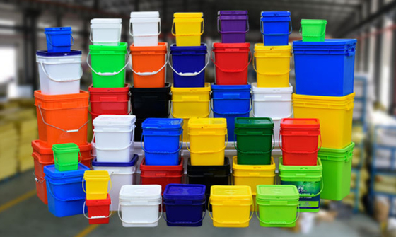 ふたが付いているPPの物質的な正方形のプラスチック大箱重量1.2 Kgの