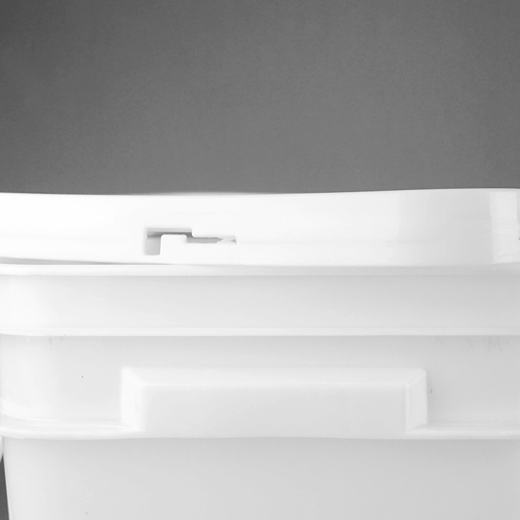 化学耐性 食品用塗料用おもちゃ用 1.2kg の方角型プラスチックバケツ