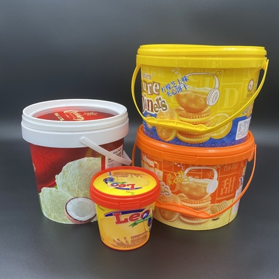 安全なプラスチック食品等級は貯蔵および輸送のためのふたのスナップとバケツでくむ