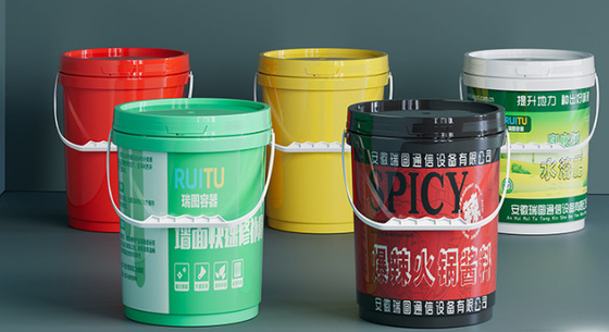 ハンドルにはUV耐性貯蔵液のための5ガロンプラスチックバケツが含まれています