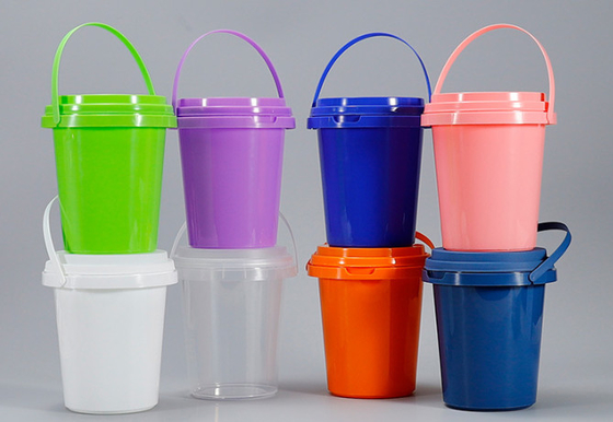 安全な食品包装のためのスクリーンプリント付きの滑らかな表面プラスチックバケツ