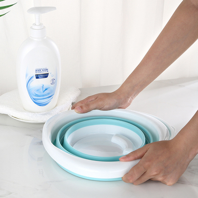 ポータブル 折りたたむ プラスチックの バケツ 軽量 な デザイン 保存 に 簡単