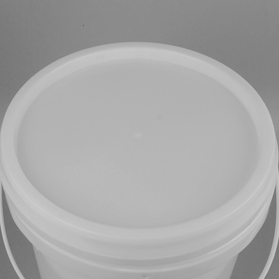 OEMの歓迎9つのリットルのふたが付いているプラスチック ペンキの貯蔵容器の白いバケツ