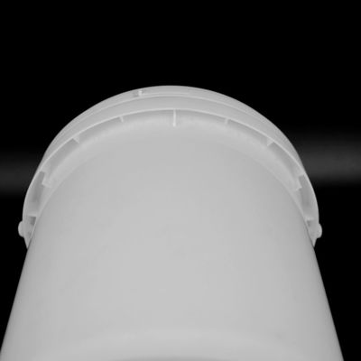 食糧のためのふたそしてハンドルが付いている5リットルのプラスチック包装のバケツ