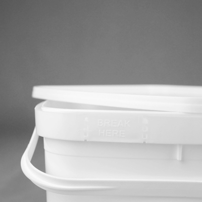 ふたが付いている3リットルの明確なプラスチック バケツはOEM ODMサービスを平方する