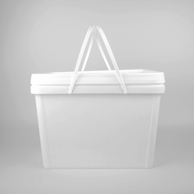 ふたが付いている正方形のバケツの白い20Lプラスチック バケツ