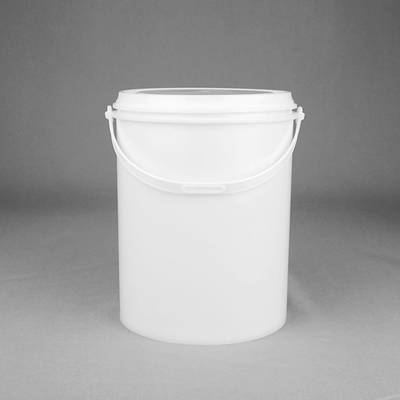 1ガロンのプラスチック ペンキのバケツ