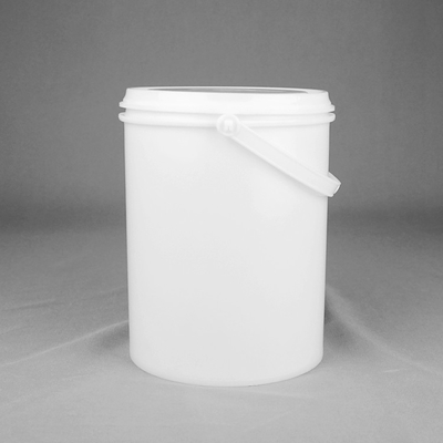 1ガロンのプラスチック ペンキのバケツ