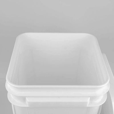 5ガロン20Lの正方形のふたが付いている赤いバケツの食品等級PPの大きいプラスチック バケツ