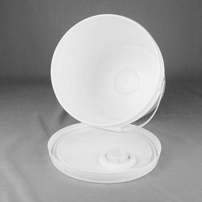 白いプラスチックを印刷するスクリーンはふたとの5ガロンをバケツでくむ